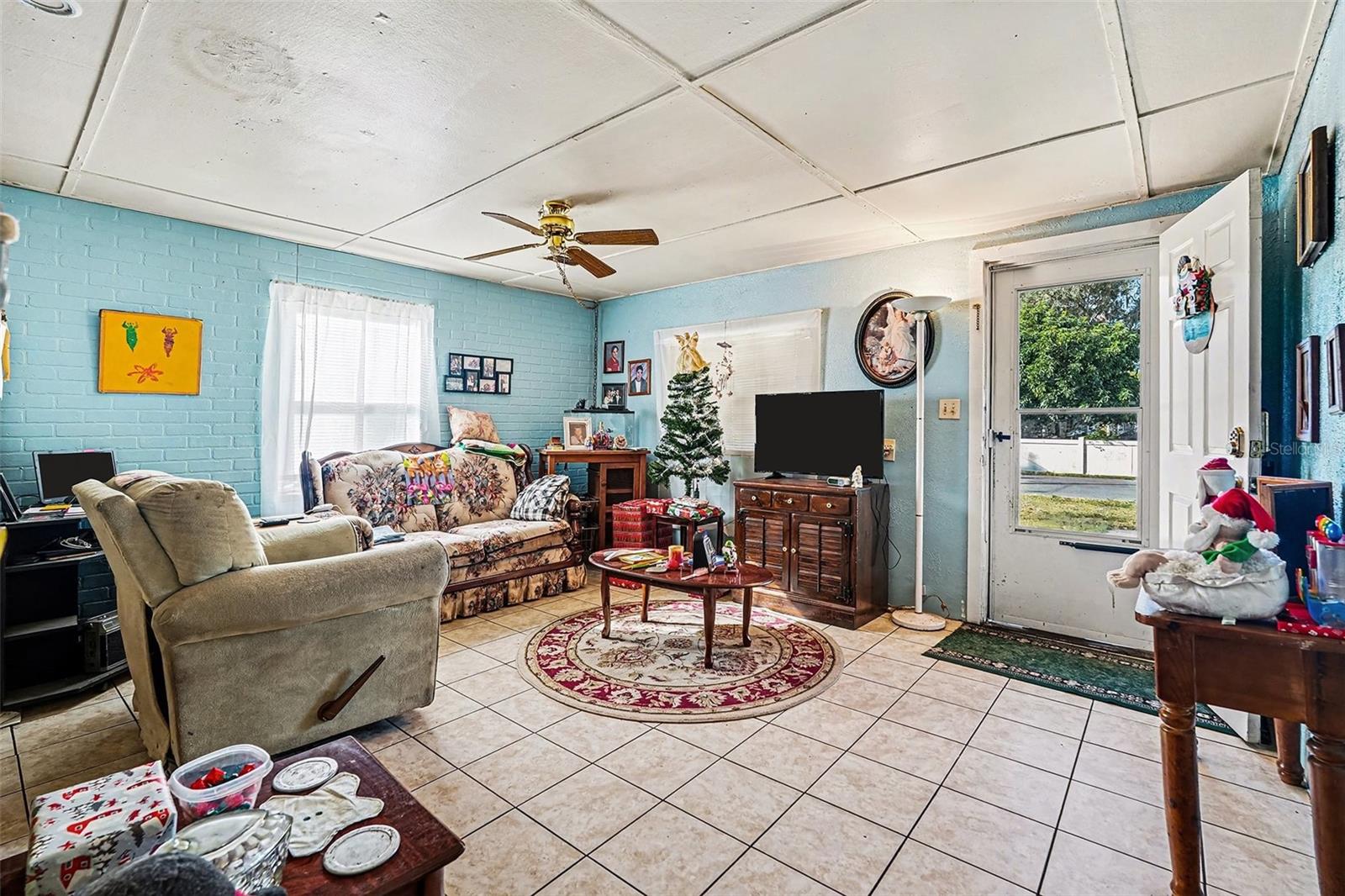 Image 7 of 27 For 2518 Elm Street