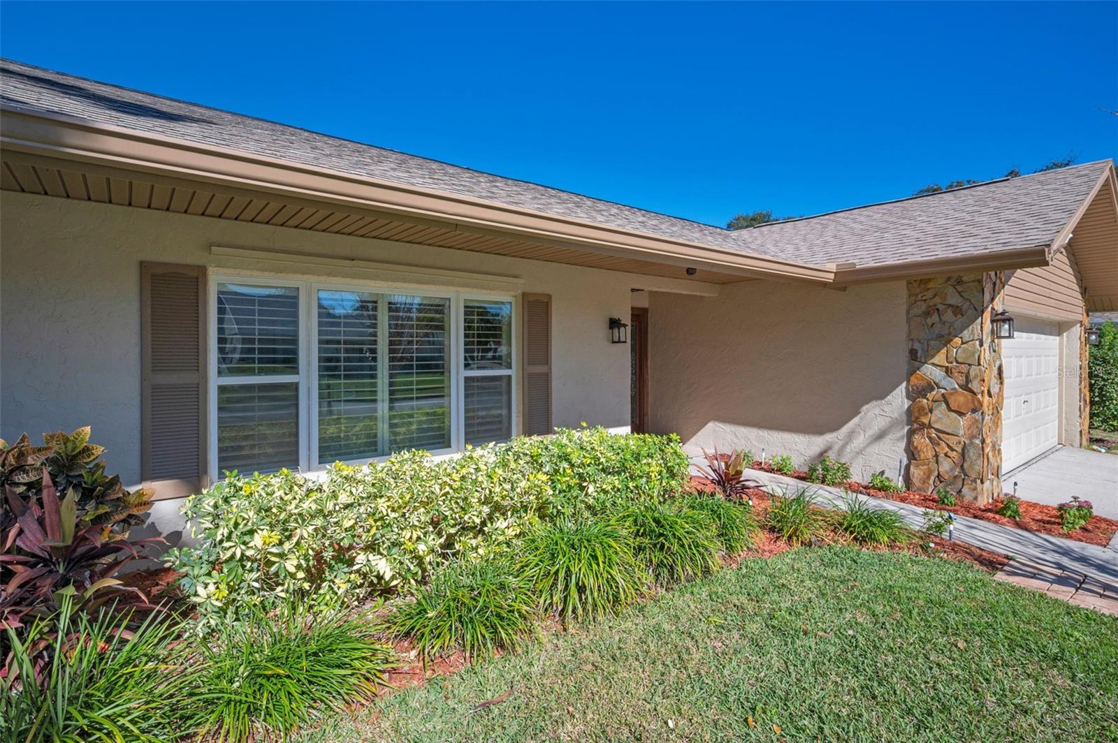 Image 7 of 60 For 2949 Glenpark Road