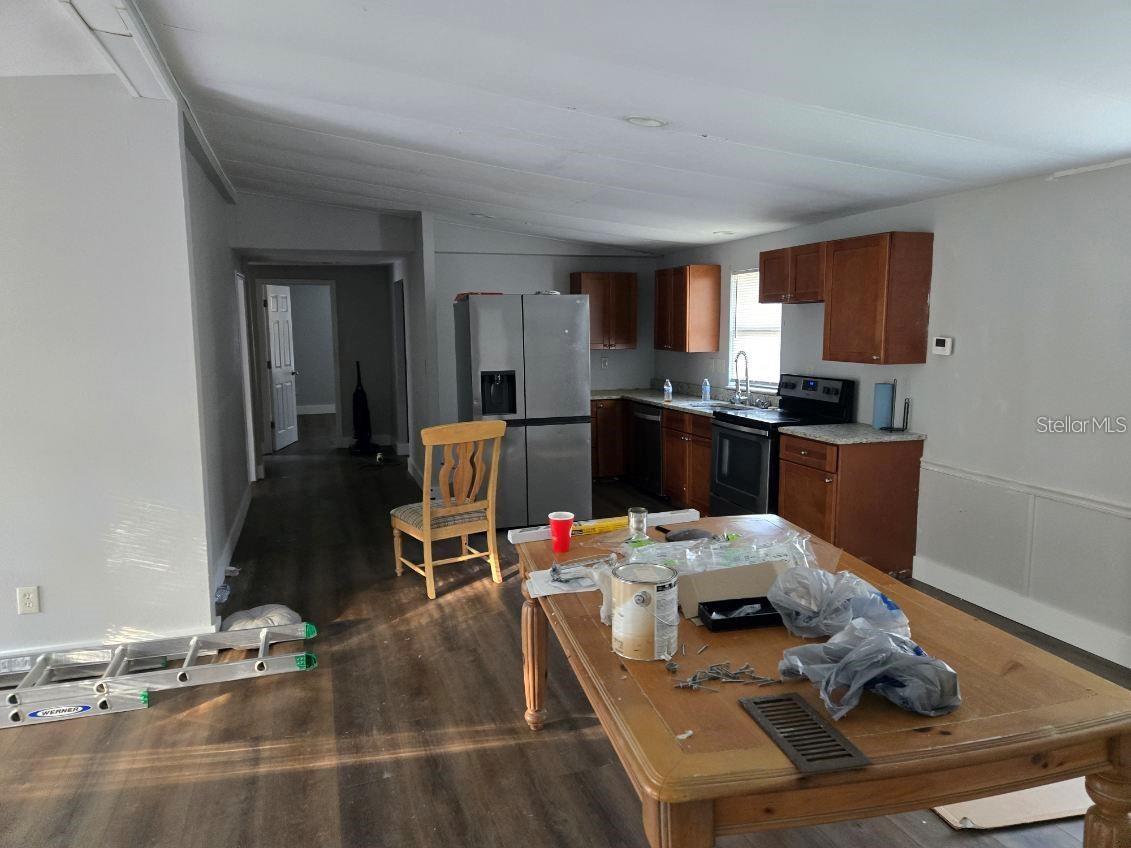 Image 26 of 40 For 6942 Angus Valley Drive