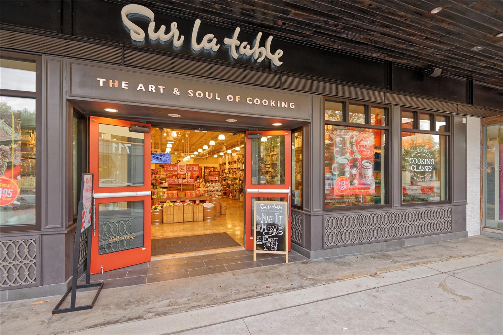 Image 30 of 40 For 807 Fremont Avenue