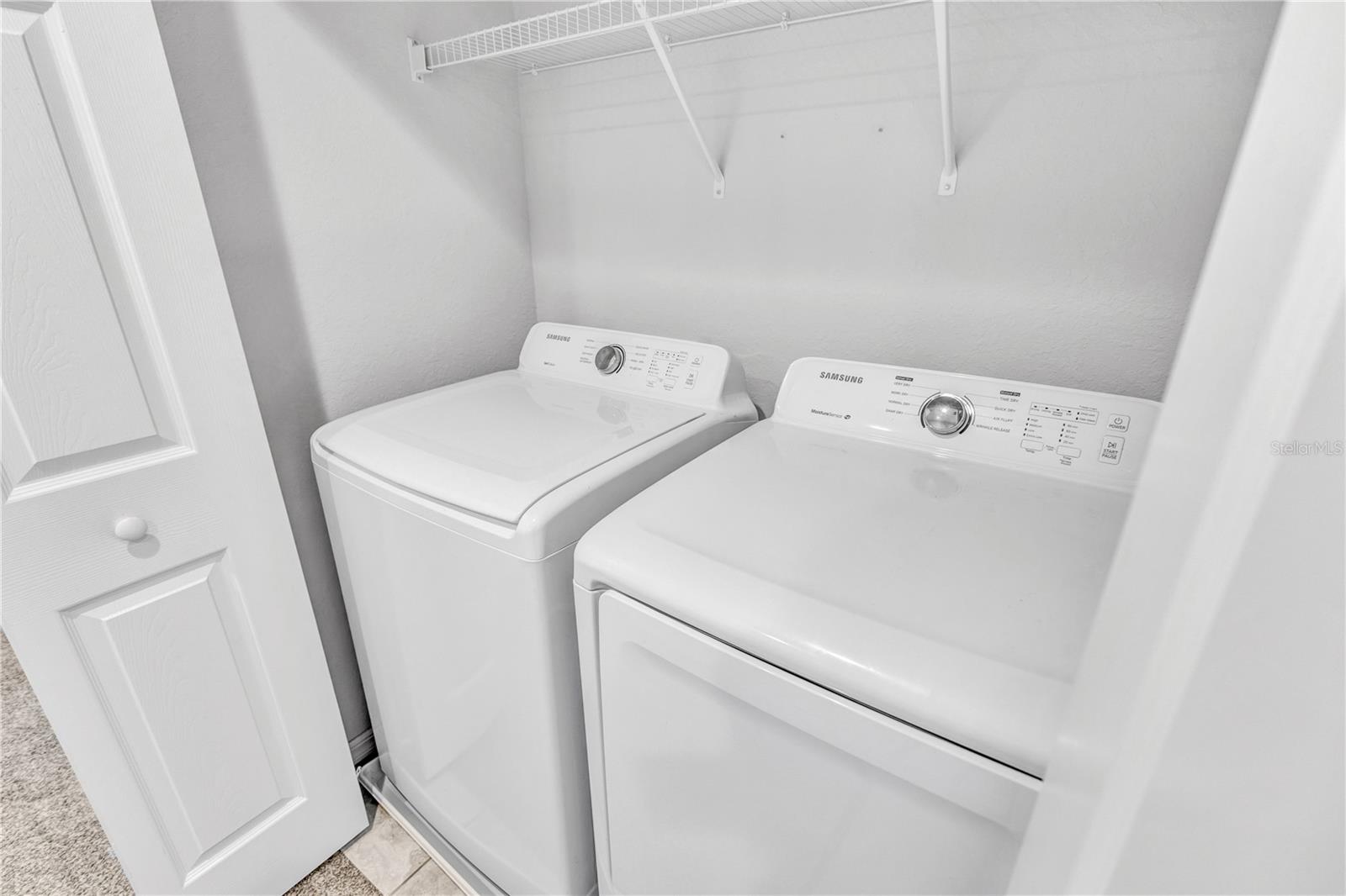 Image 22 of 51 For 7215 Sterling Point Court