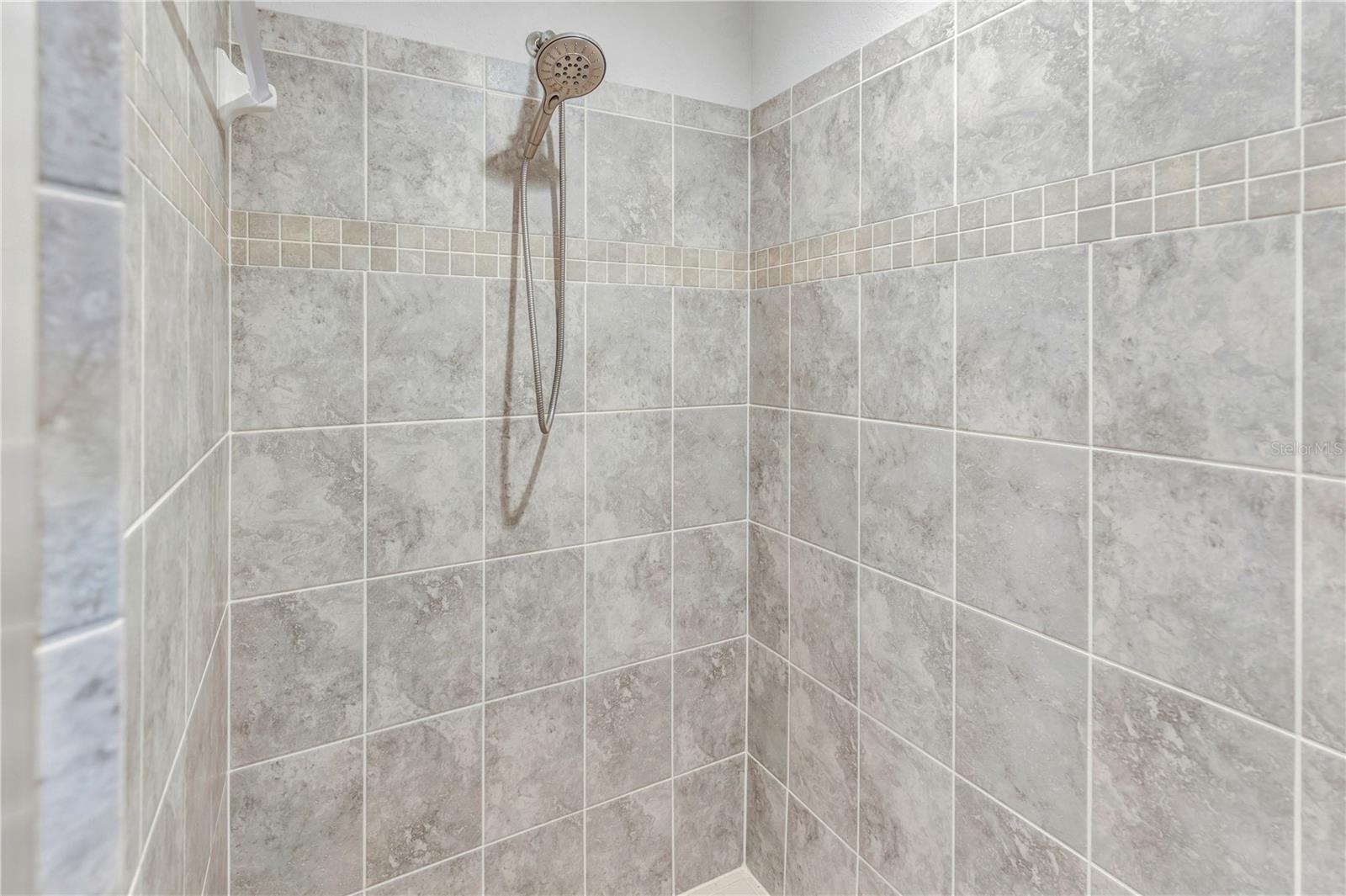 Image 32 of 51 For 7215 Sterling Point Court