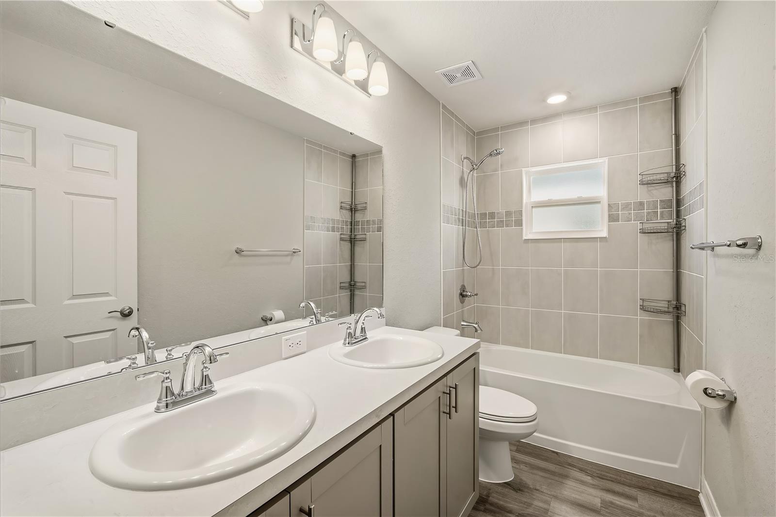 Image 7 of 25 For 12367 Marshland Street