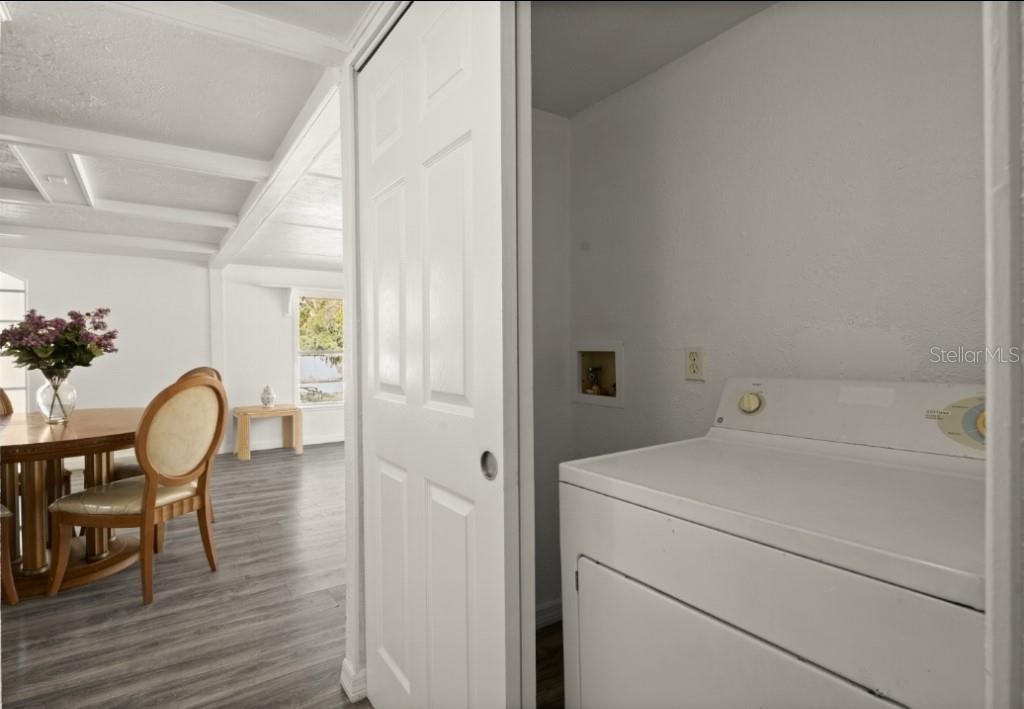 Image 10 of 22 For 12924 Manatee Avenue