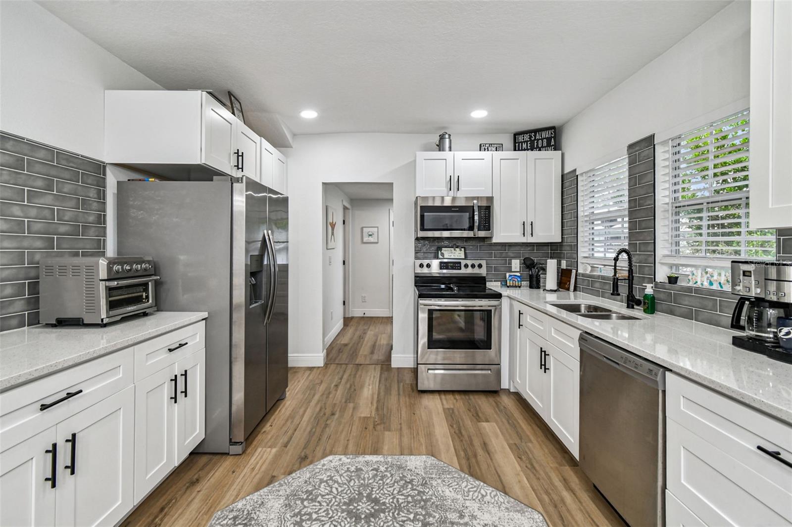 Image 12 of 32 For 1104 28th Avenue