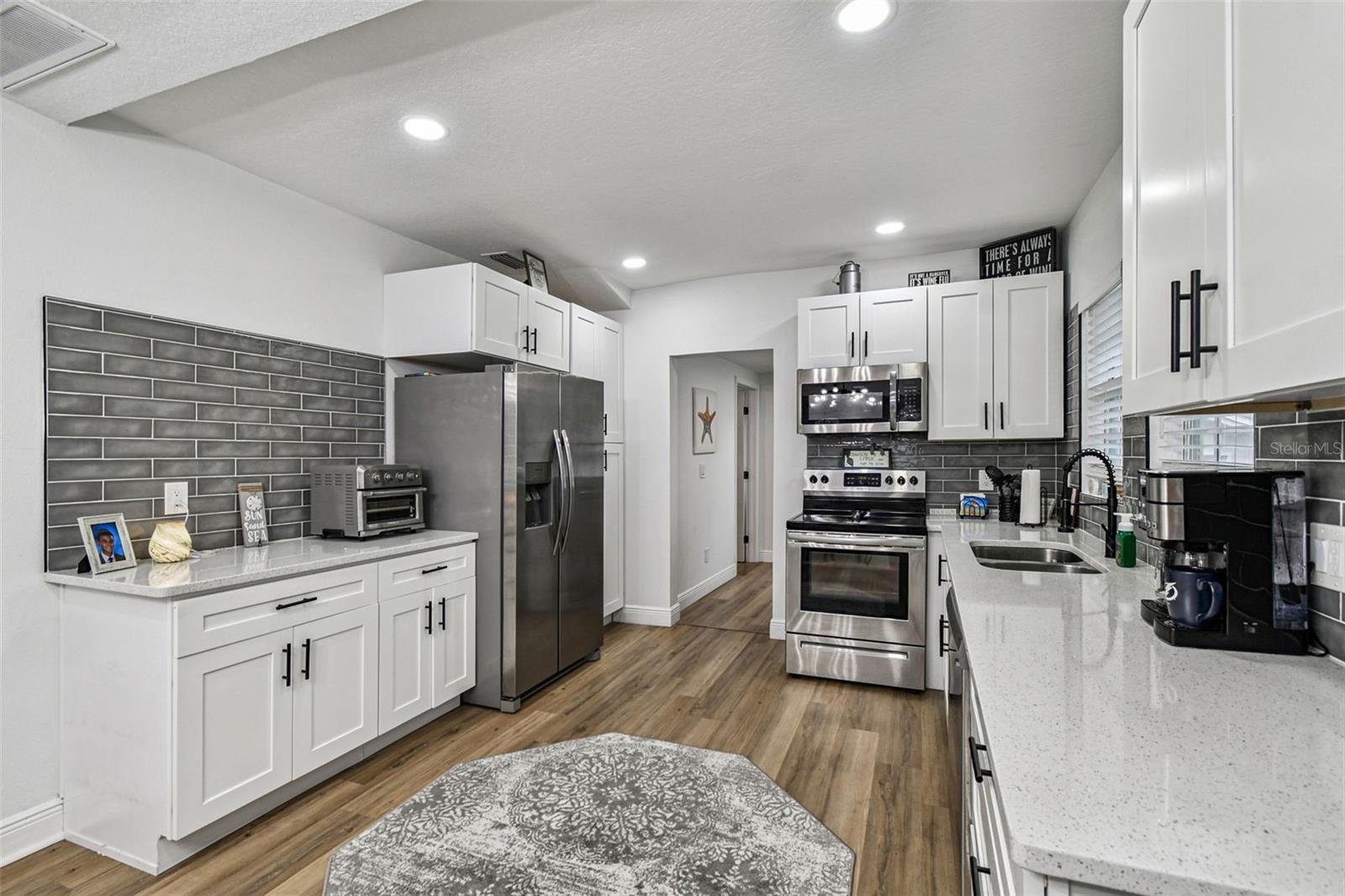 Image 14 of 32 For 1104 28th Avenue