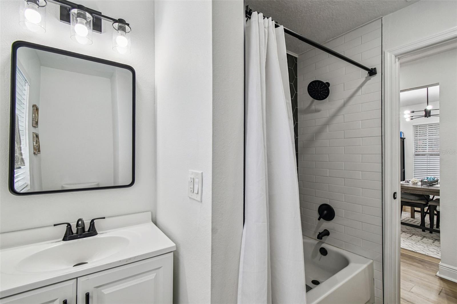 Image 17 of 32 For 1104 28th Avenue