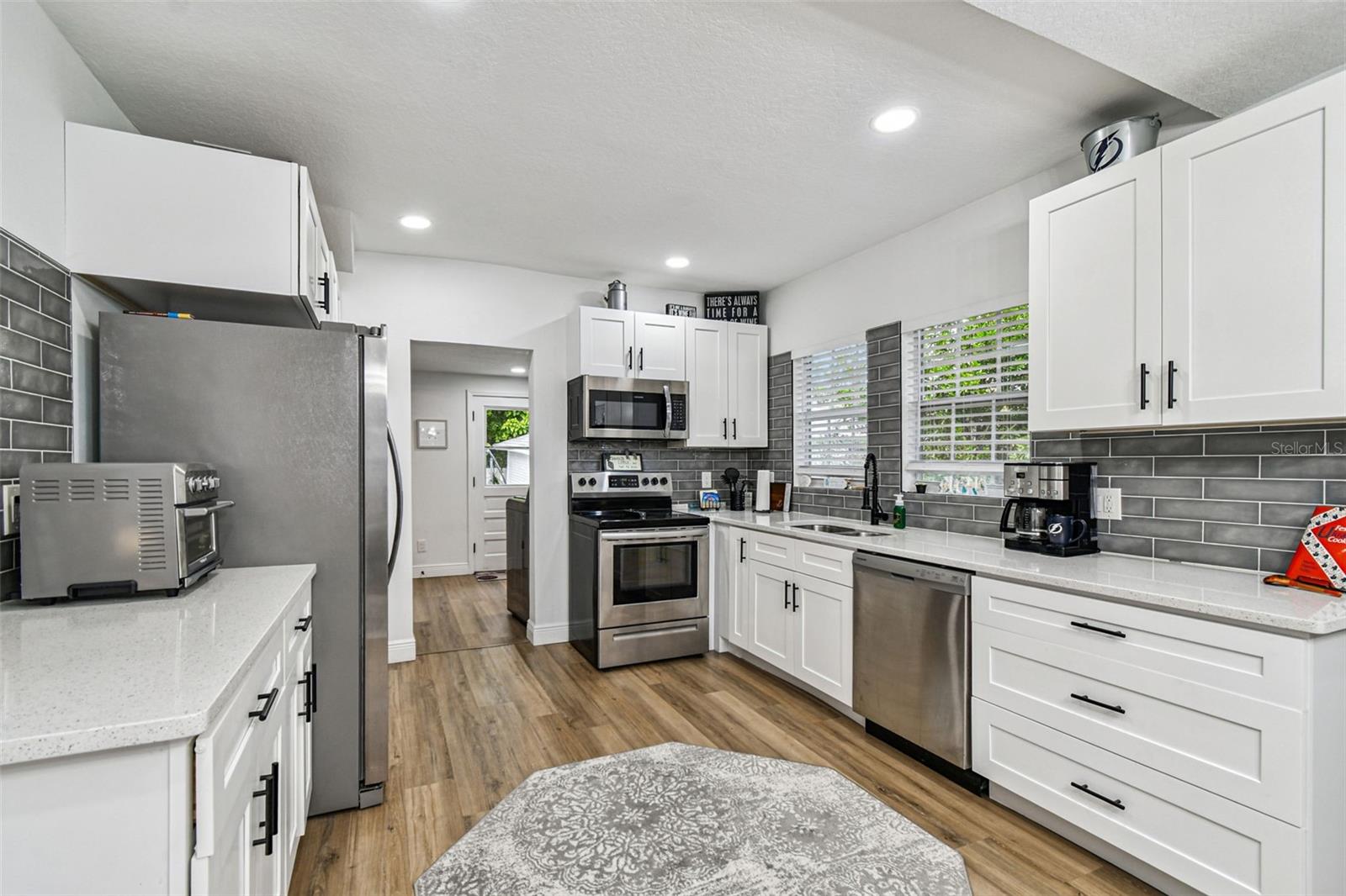 Image 3 of 32 For 1104 28th Avenue