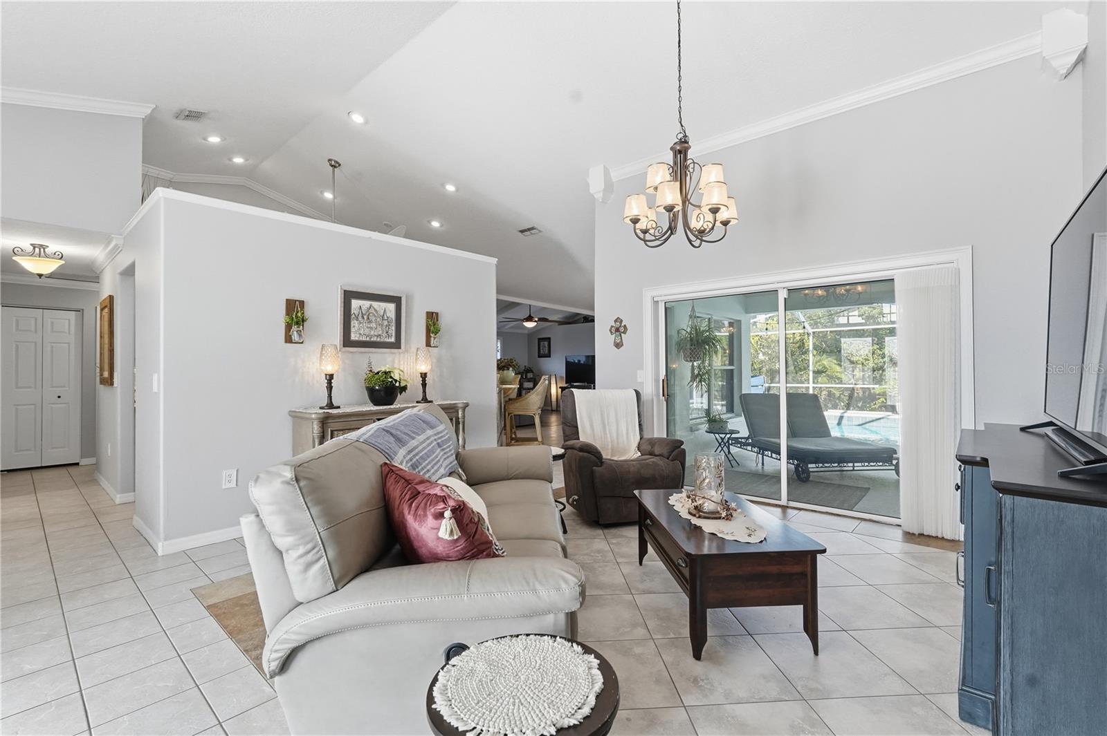 Image 3 of 40 For 9233 Irondale Lane