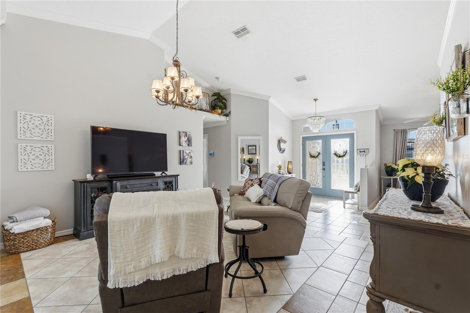 Image 4 of 40 For 9233 Irondale Lane