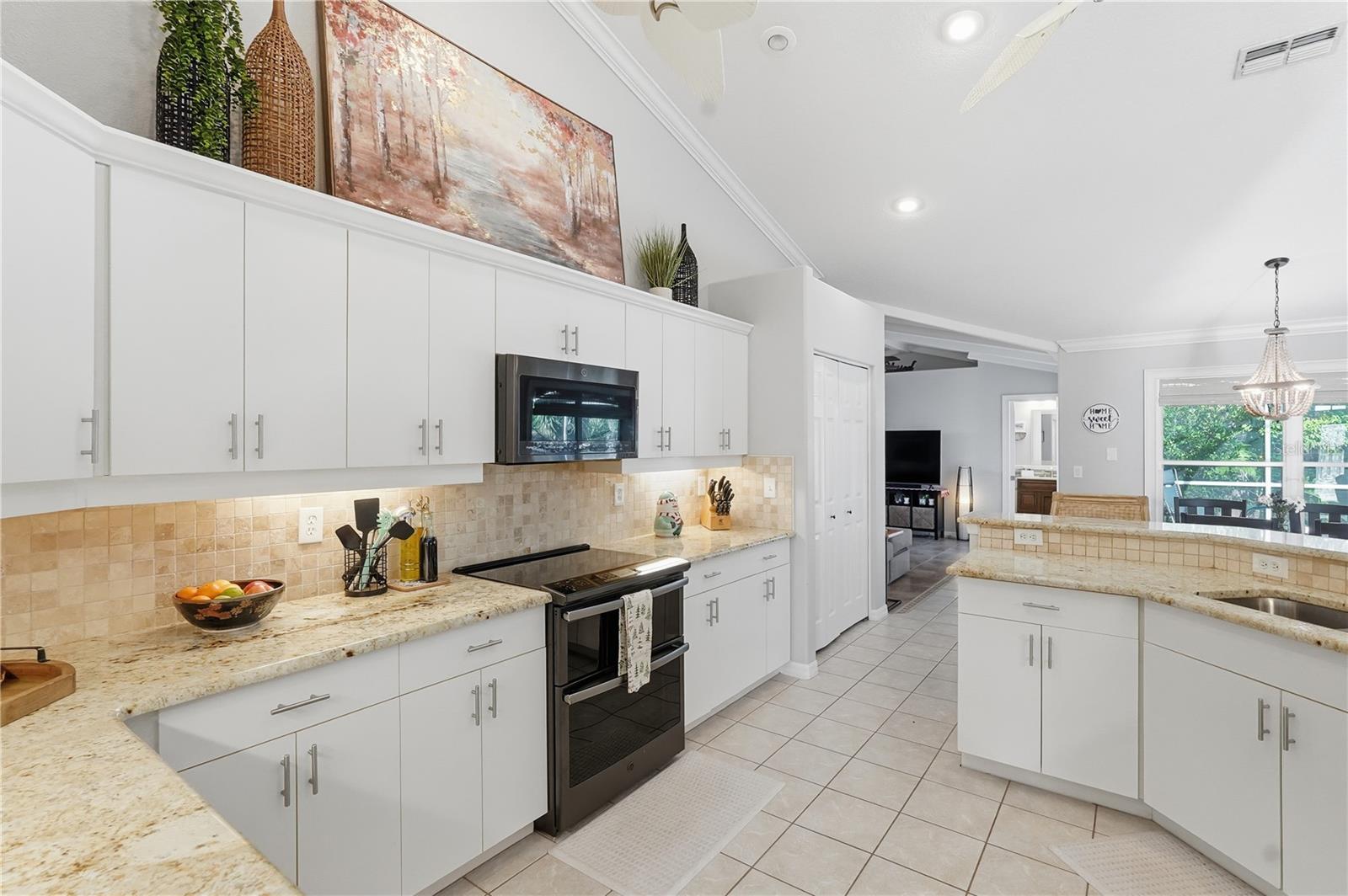 Image 8 of 40 For 9233 Irondale Lane