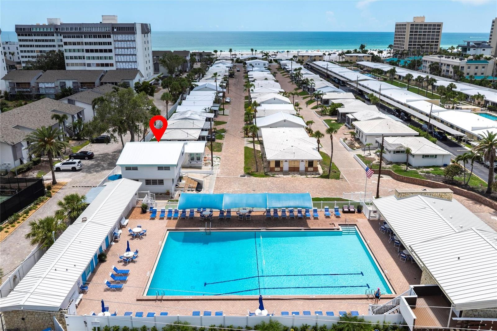 Image 19 of 38 For 6020 Midnight Pass Road 49