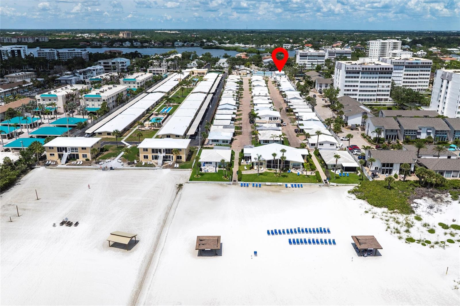 Image 22 of 38 For 6020 Midnight Pass Road 49