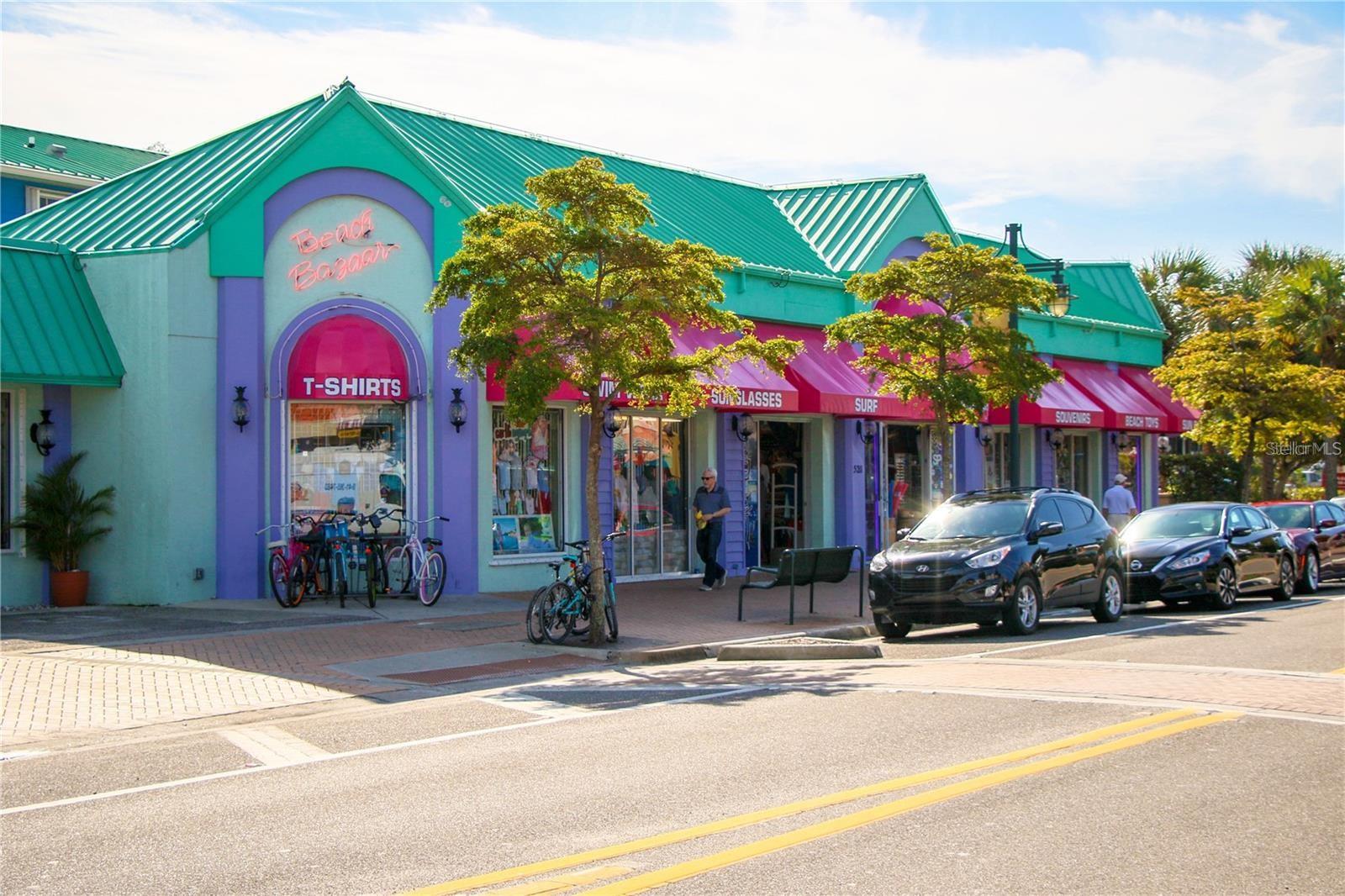 Image 34 of 38 For 6020 Midnight Pass Road 49