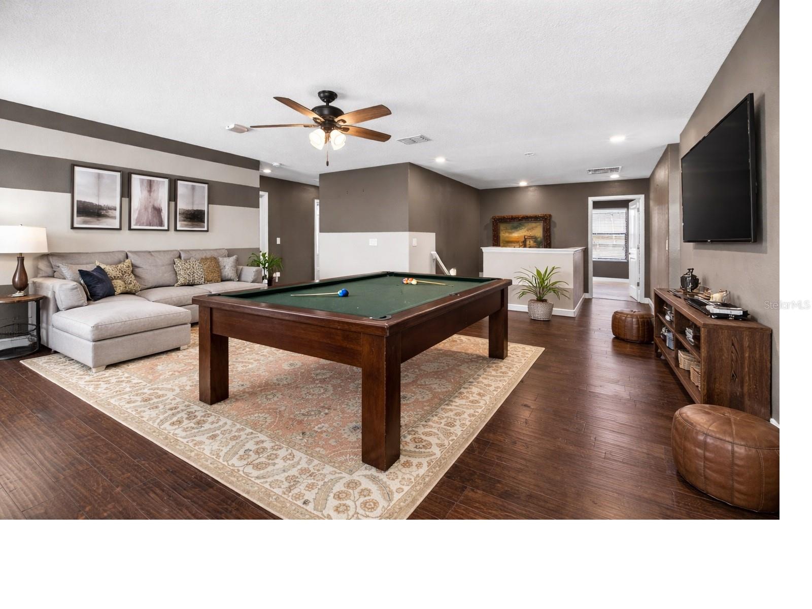 Image 13 of 18 For 9906 Victory Gallop Loop