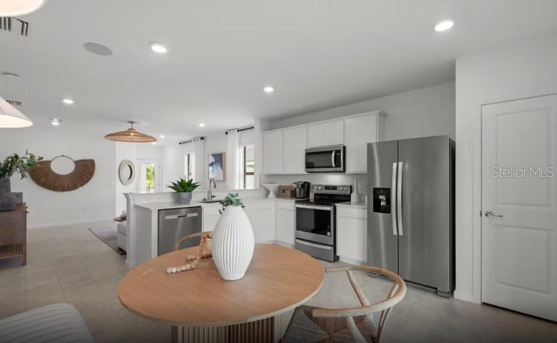 Image 3 of 16 For 810 Balleby Trail