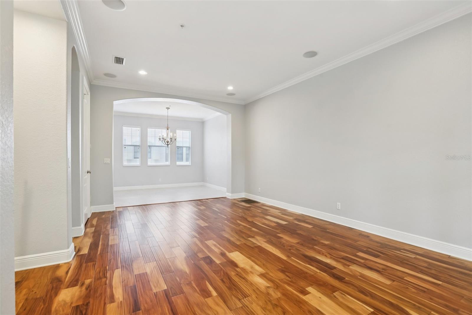 Image 13 of 71 For 6021 Printery Street 107