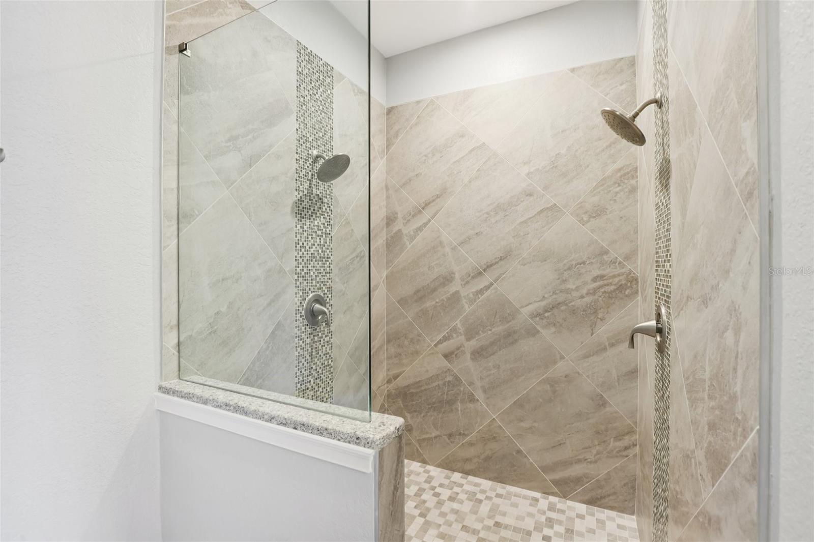 Image 31 of 71 For 6021 Printery Street 107