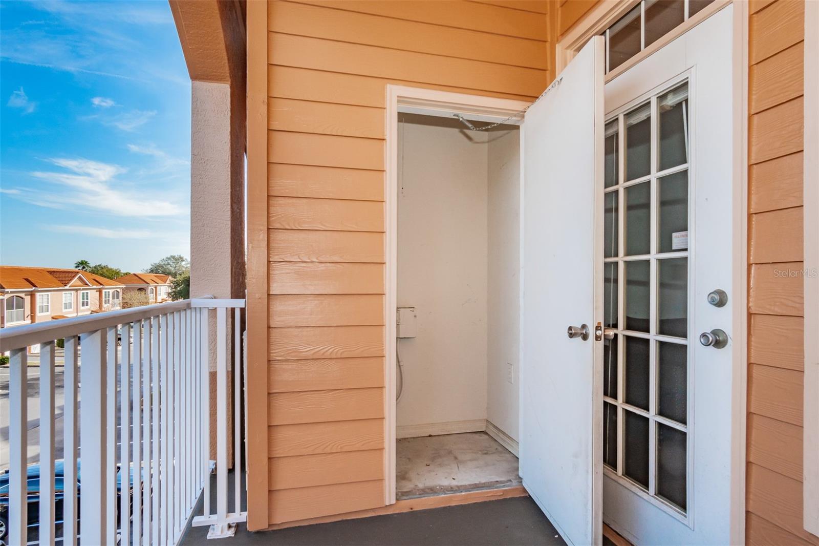 Image 18 of 30 For 5000 Culbreath Key Way 8206