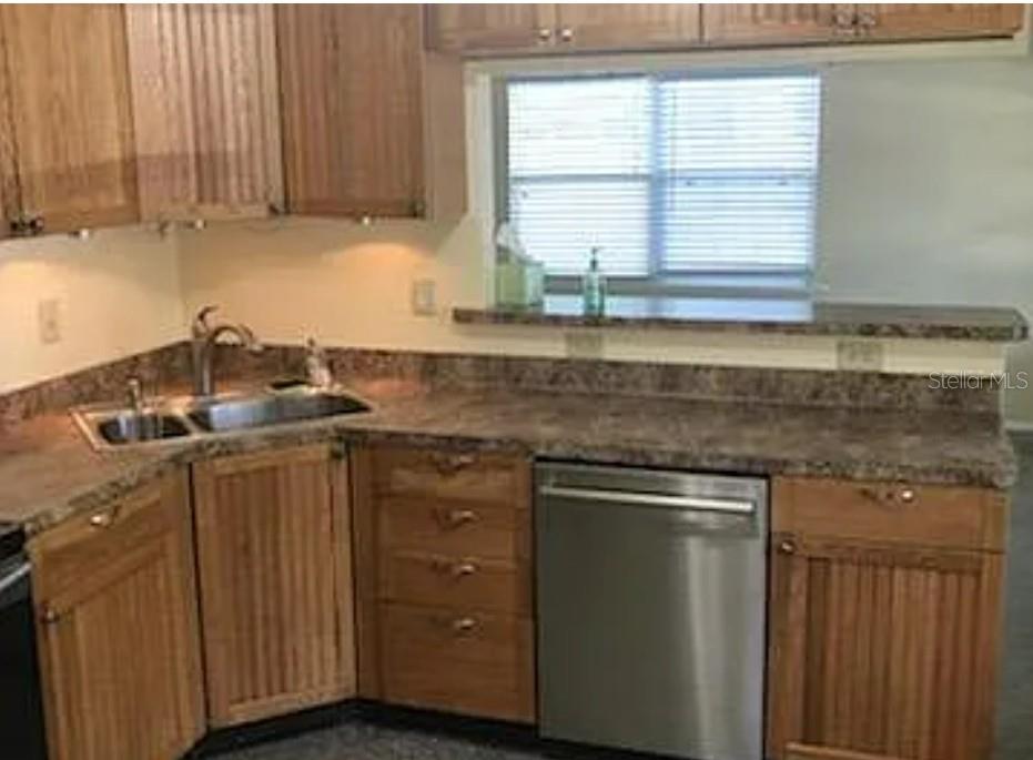 Image 8 of 20 For 6877 79th Avenue N