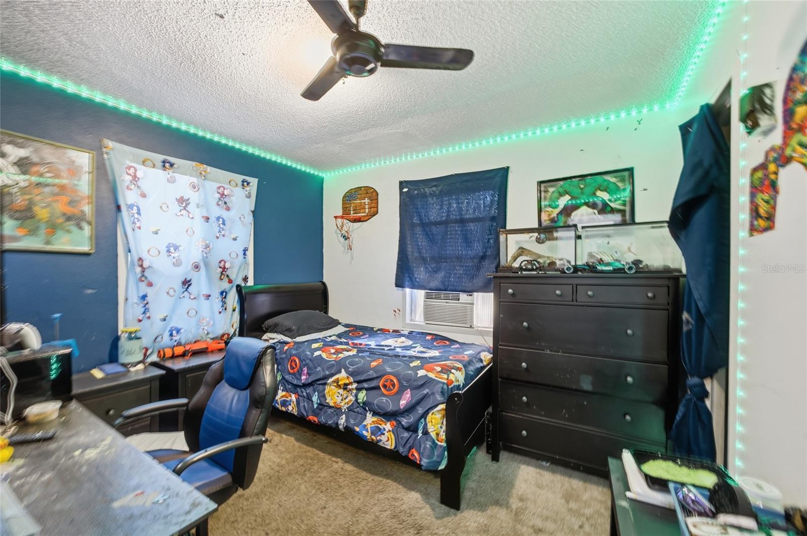 Listing photo id 10 for 1808 86th Street