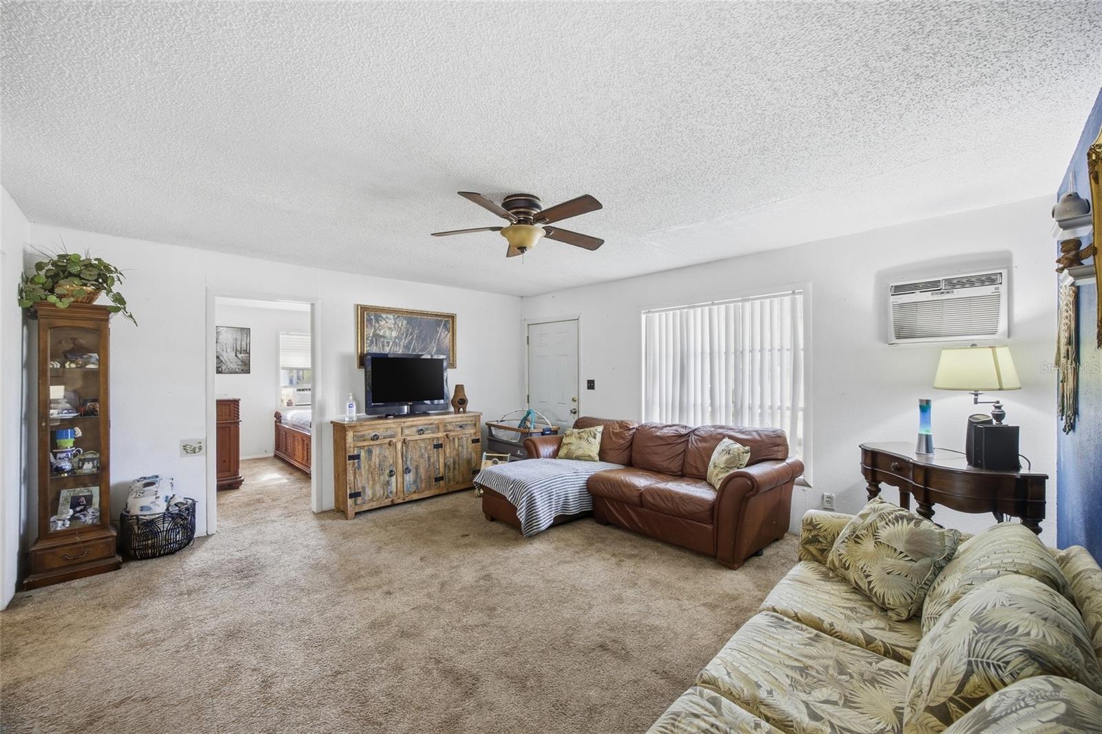 Listing photo id 2 for 1808 86th Street