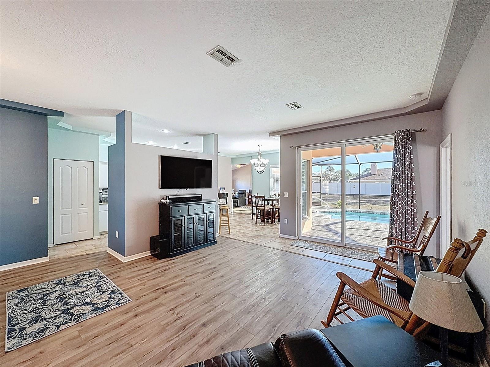 Image 28 of 44 For 5420 Fern Drive