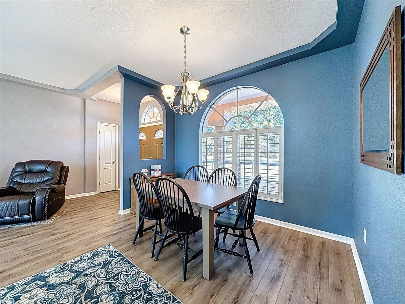 Image 7 of 44 For 5420 Fern Drive