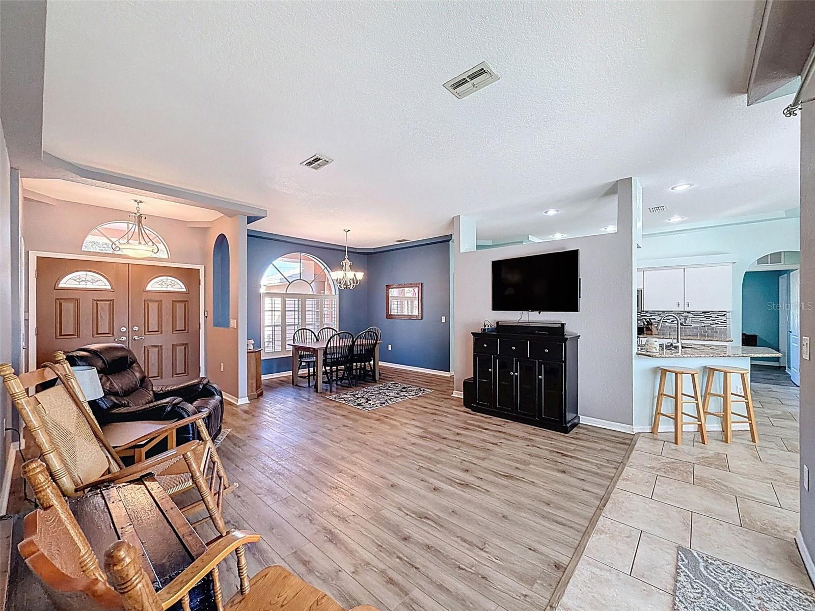 Image 9 of 44 For 5420 Fern Drive