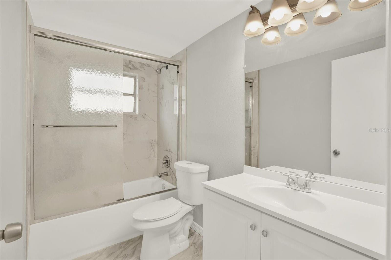 Image 19 of 33 For 3349 Overland Drive