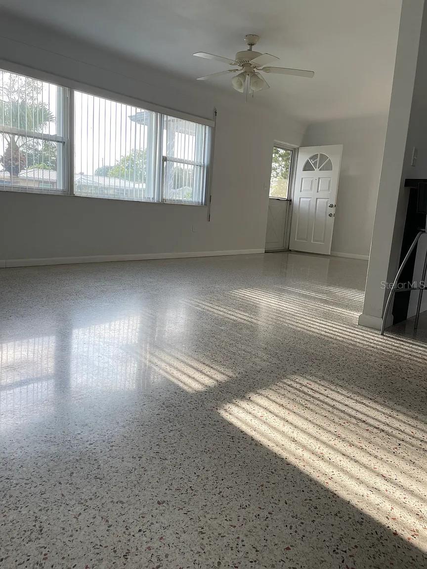 Image 3 of 8 For 5003 58th Way N