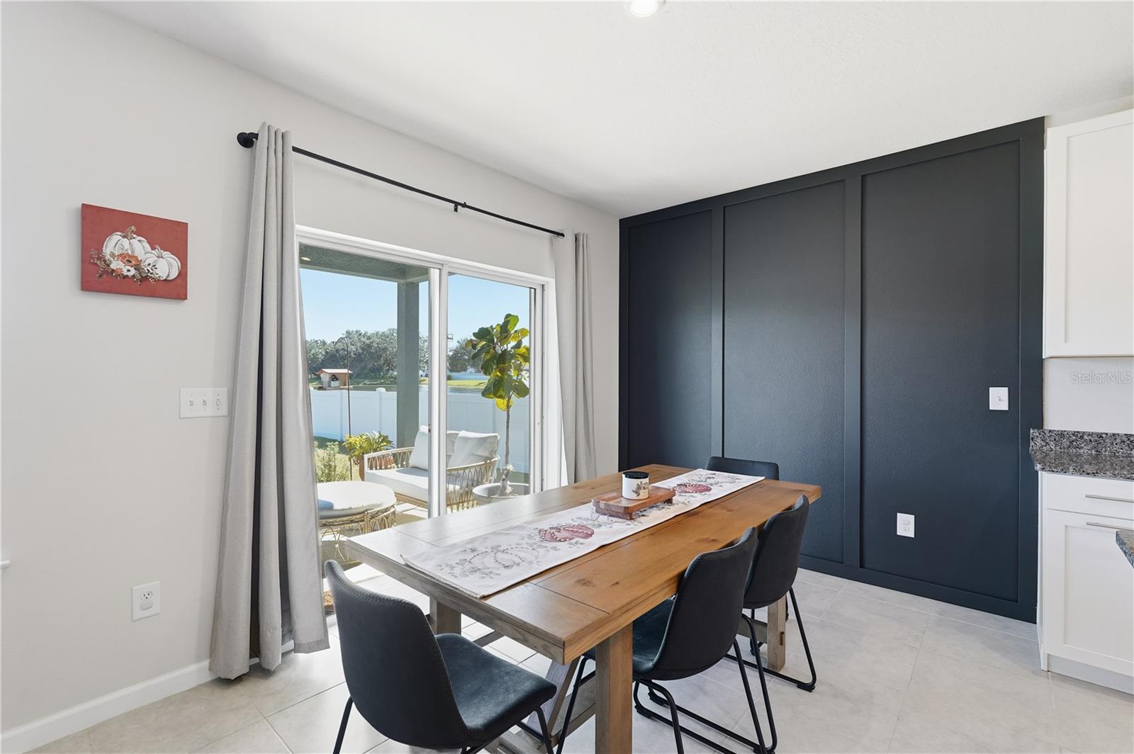 Image 9 of 35 For 8729 Prairie Creek Drive