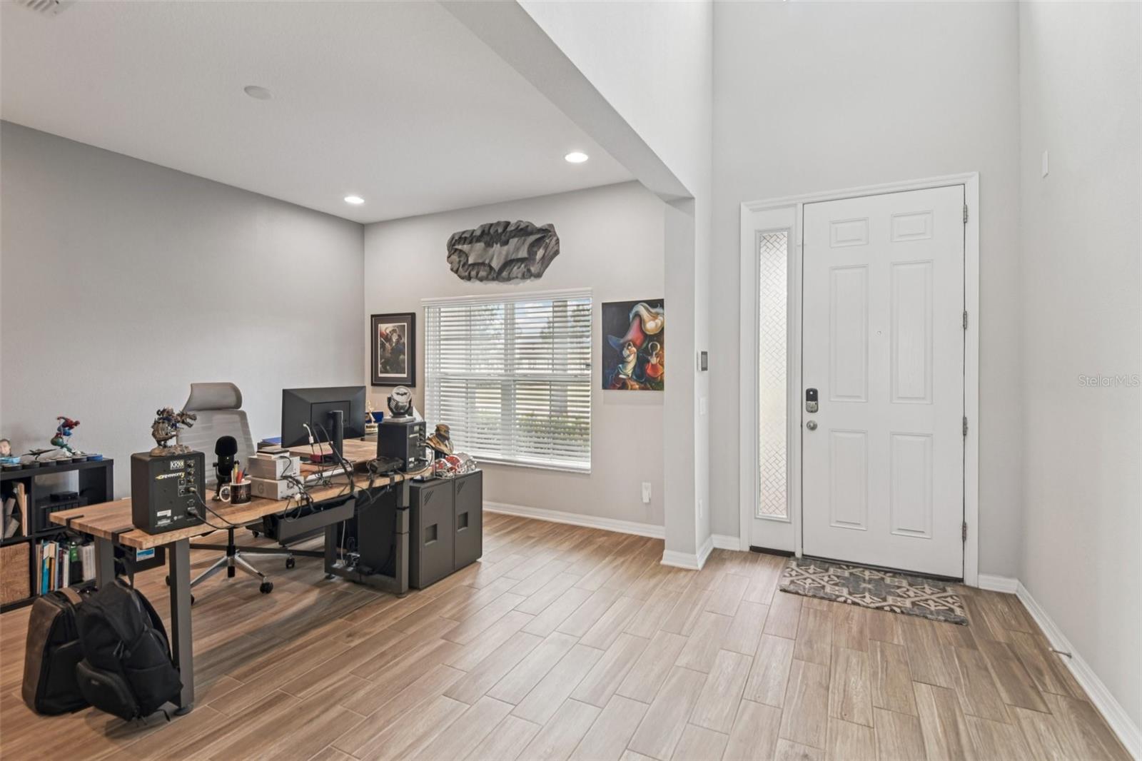 Image 10 of 40 For 6634 Dutton Drive