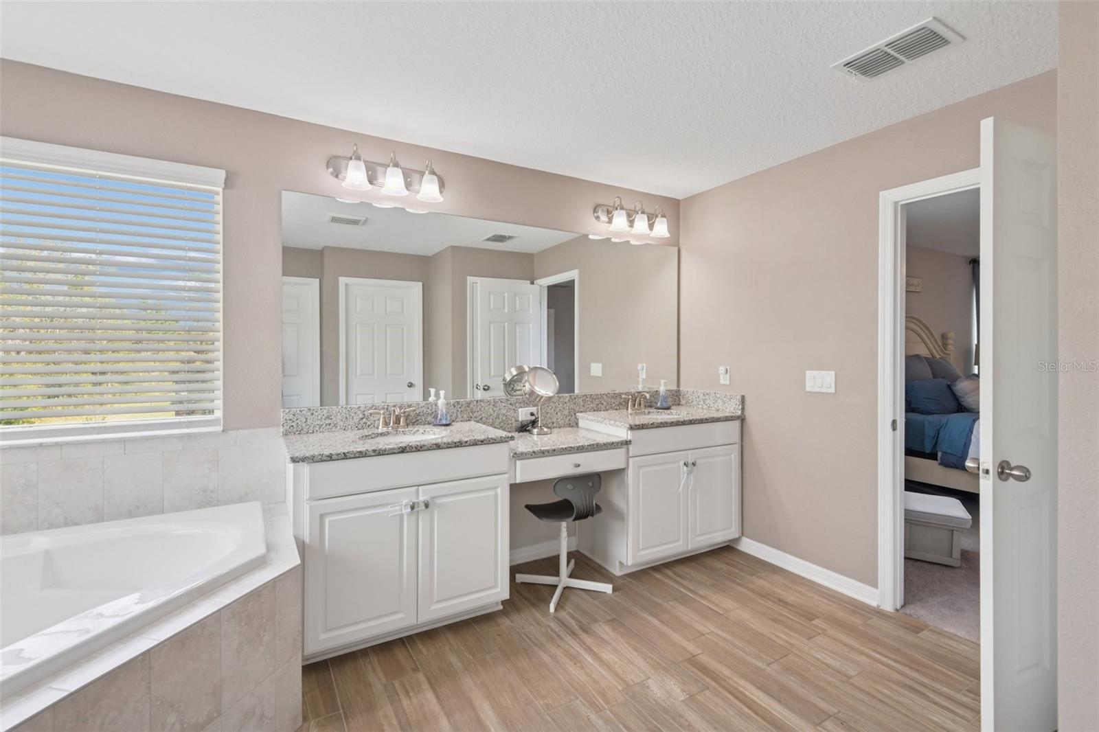 Image 20 of 40 For 6634 Dutton Drive