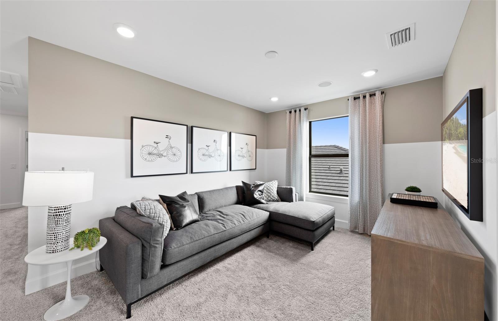 Image 13 of 26 For 802 Balleby Trail