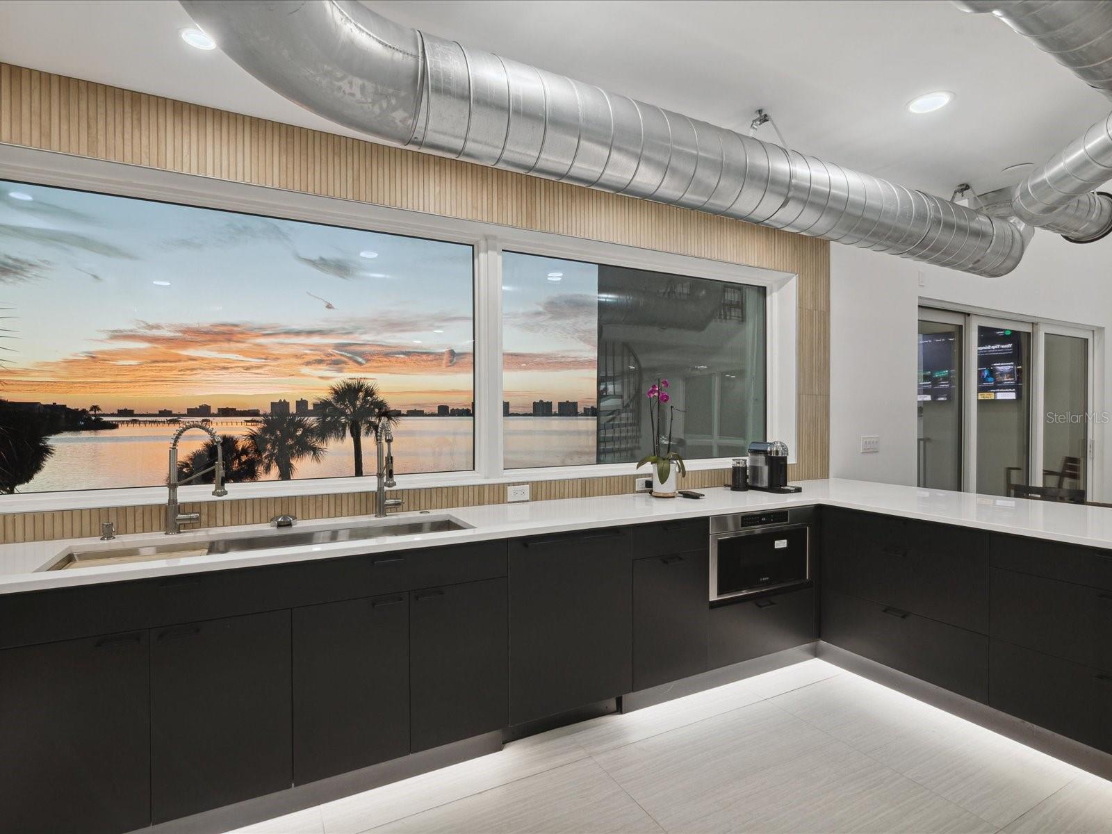 Image 5 of 39 For 50 Coe Road 126