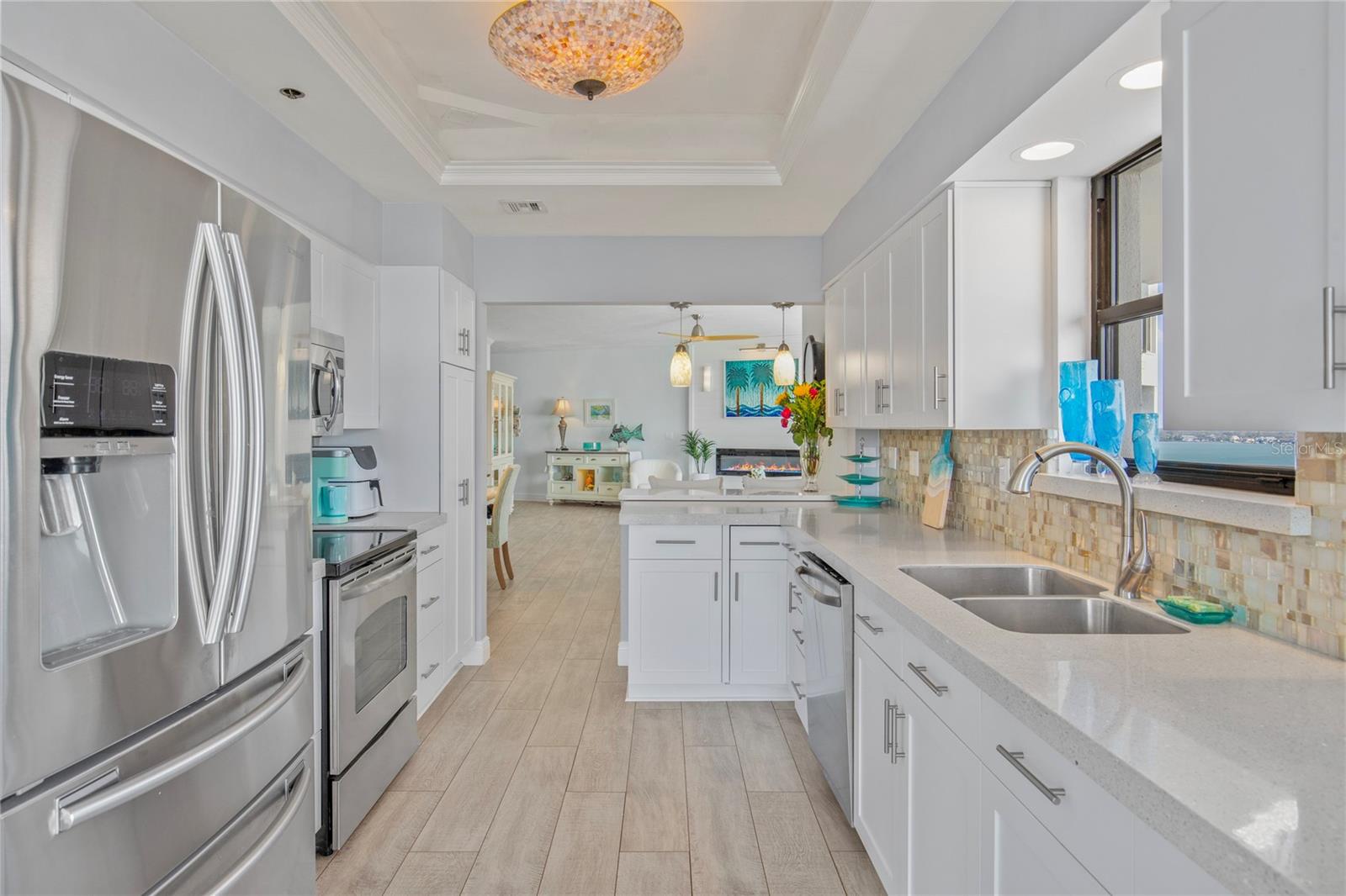 Image 10 of 60 For 1600 Gulf Boulevard 1111