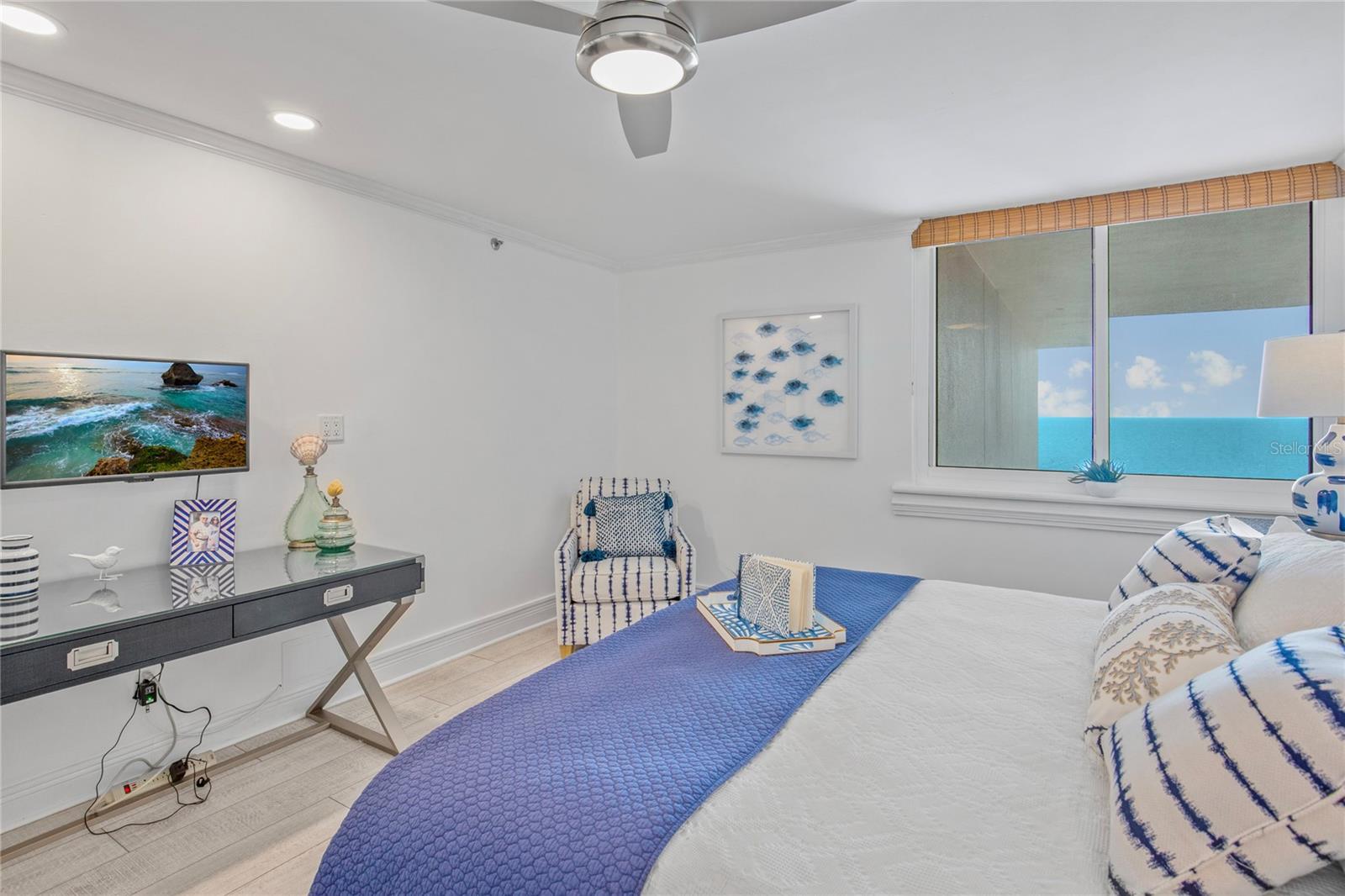 Image 28 of 60 For 1600 Gulf Boulevard 1111