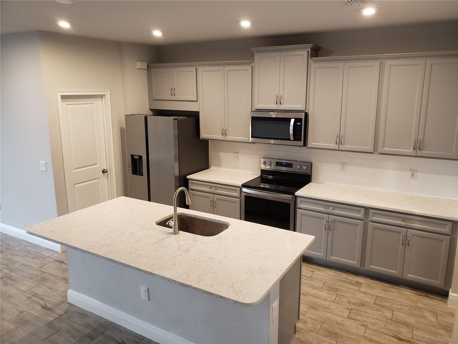 Image 3 of 32 For 17623 Ledger Line Lane