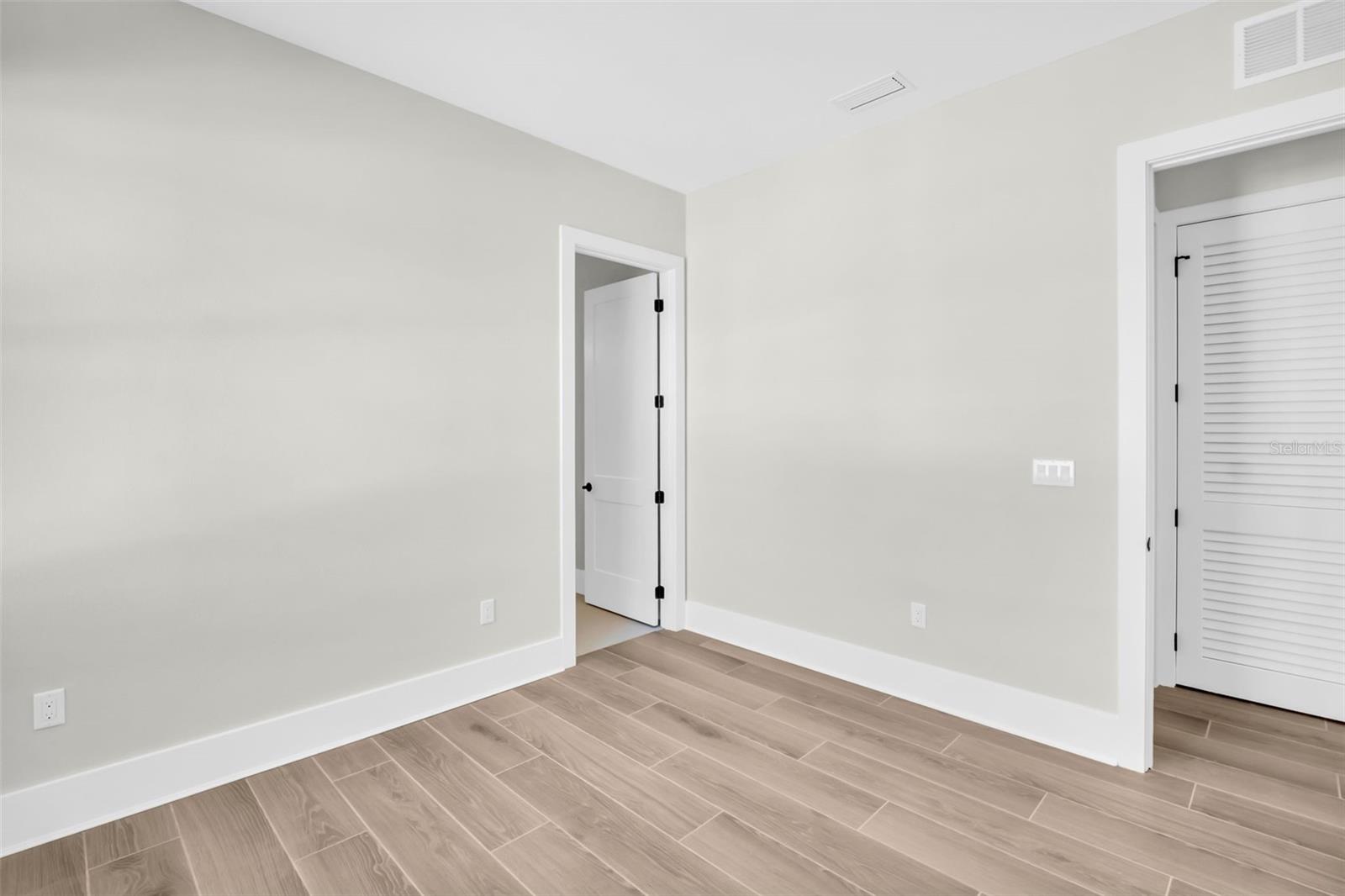 Image 25 of 61 For 187 145th Avenue E 4