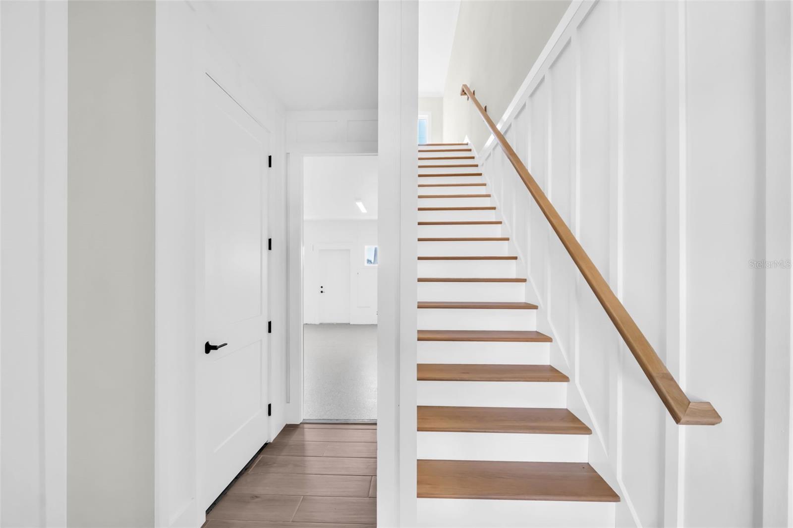 Image 3 of 61 For 187 145th Avenue E 4