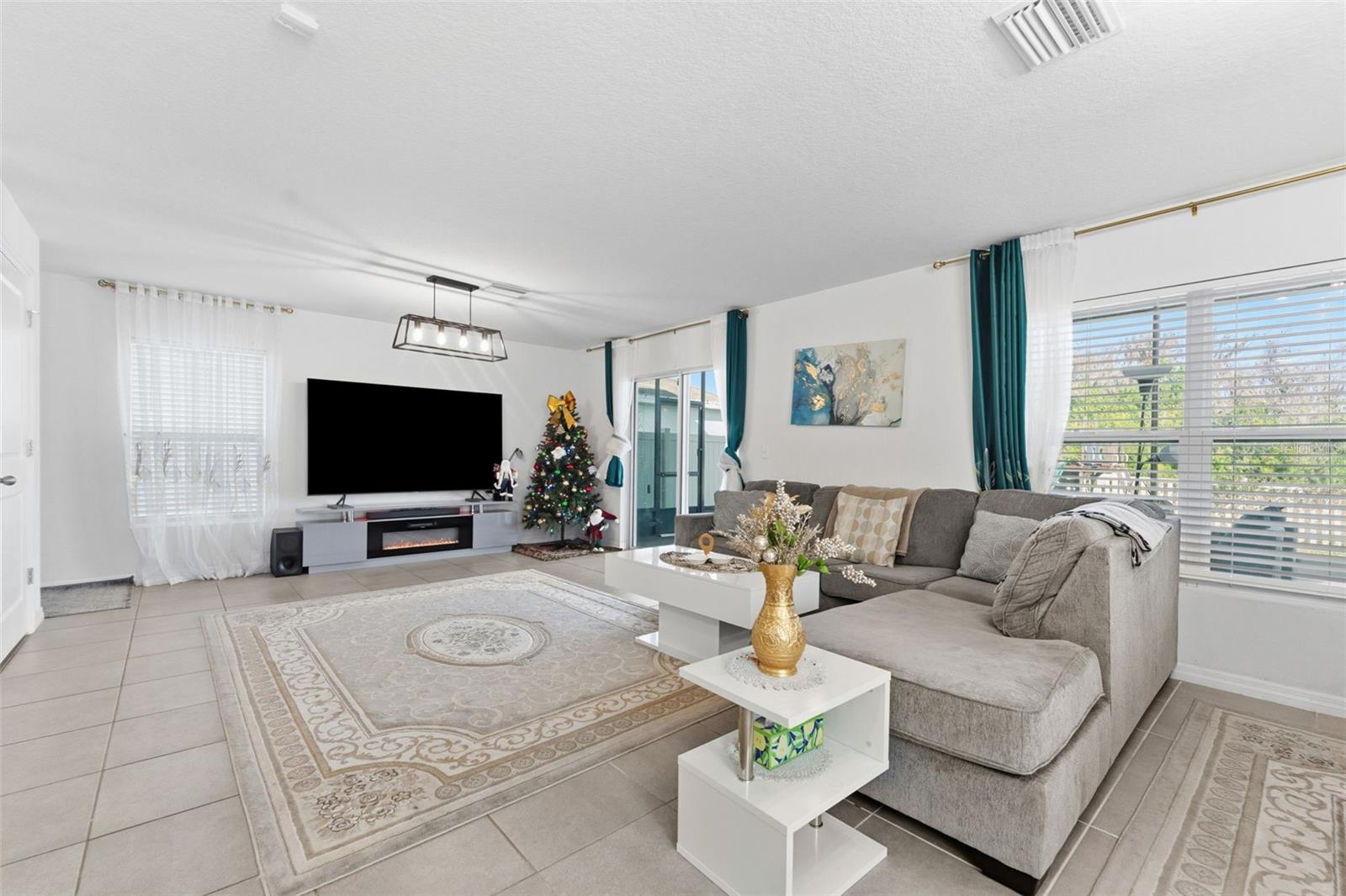 Image 15 of 49 For 11447 Stone Pine Street