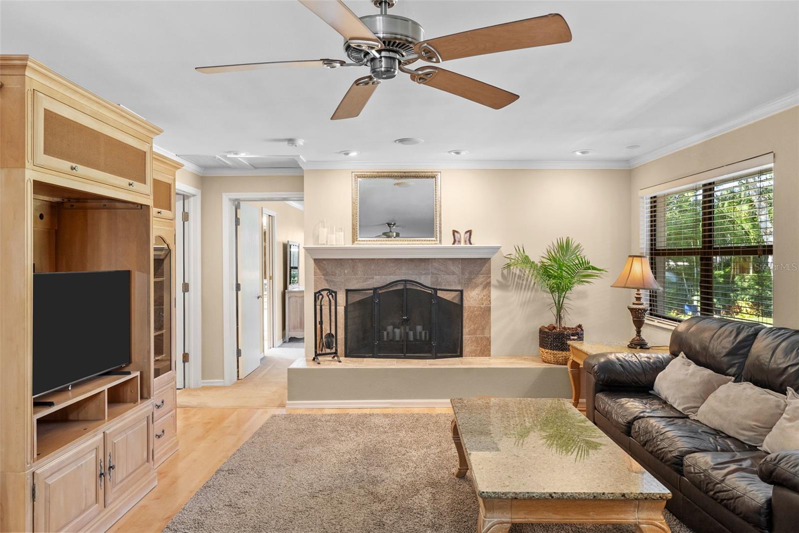 Image 21 of 57 For 2943 Whisper Lane N