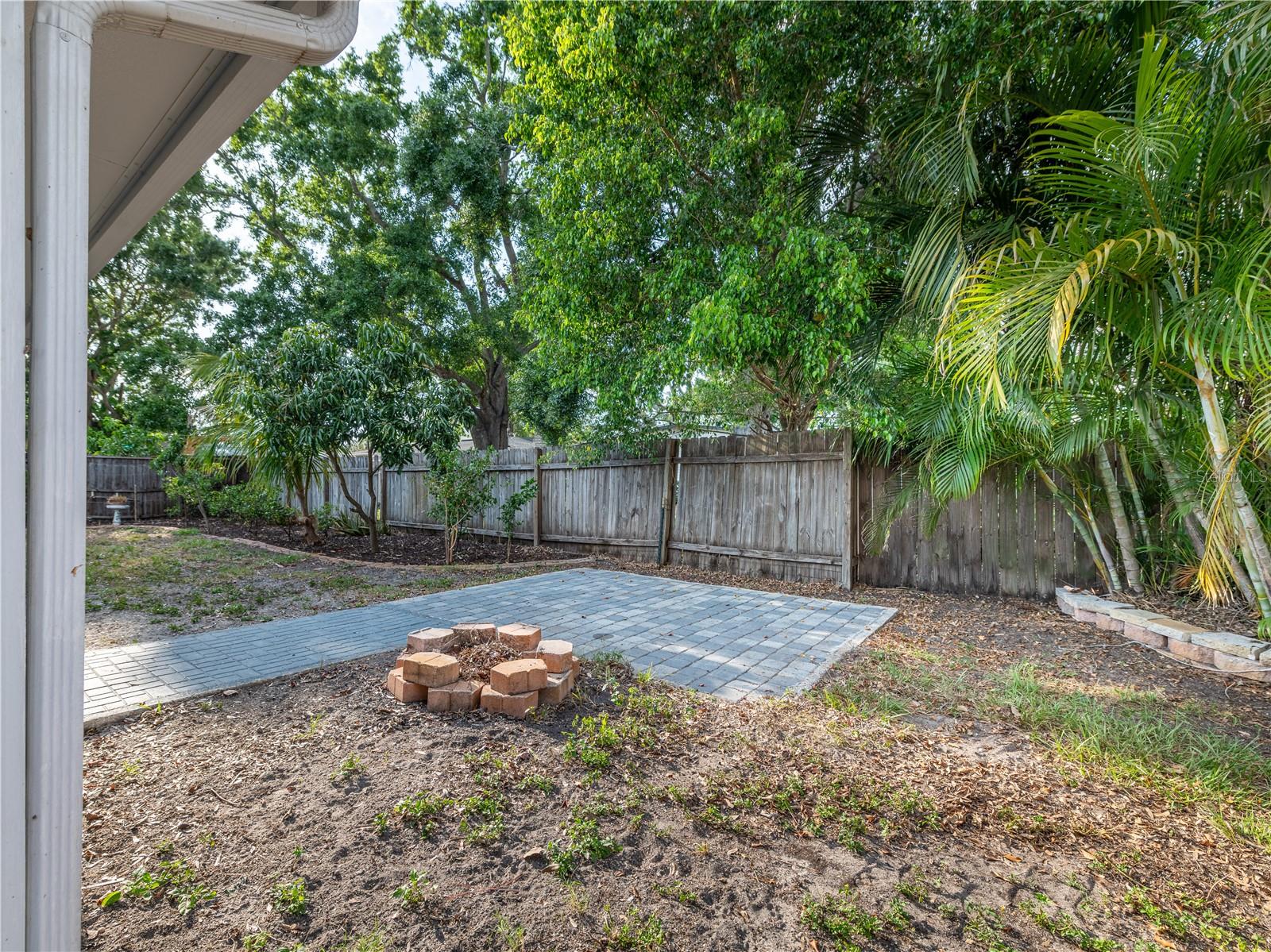 Image 35 of 48 For 4721 Iowa Avenue