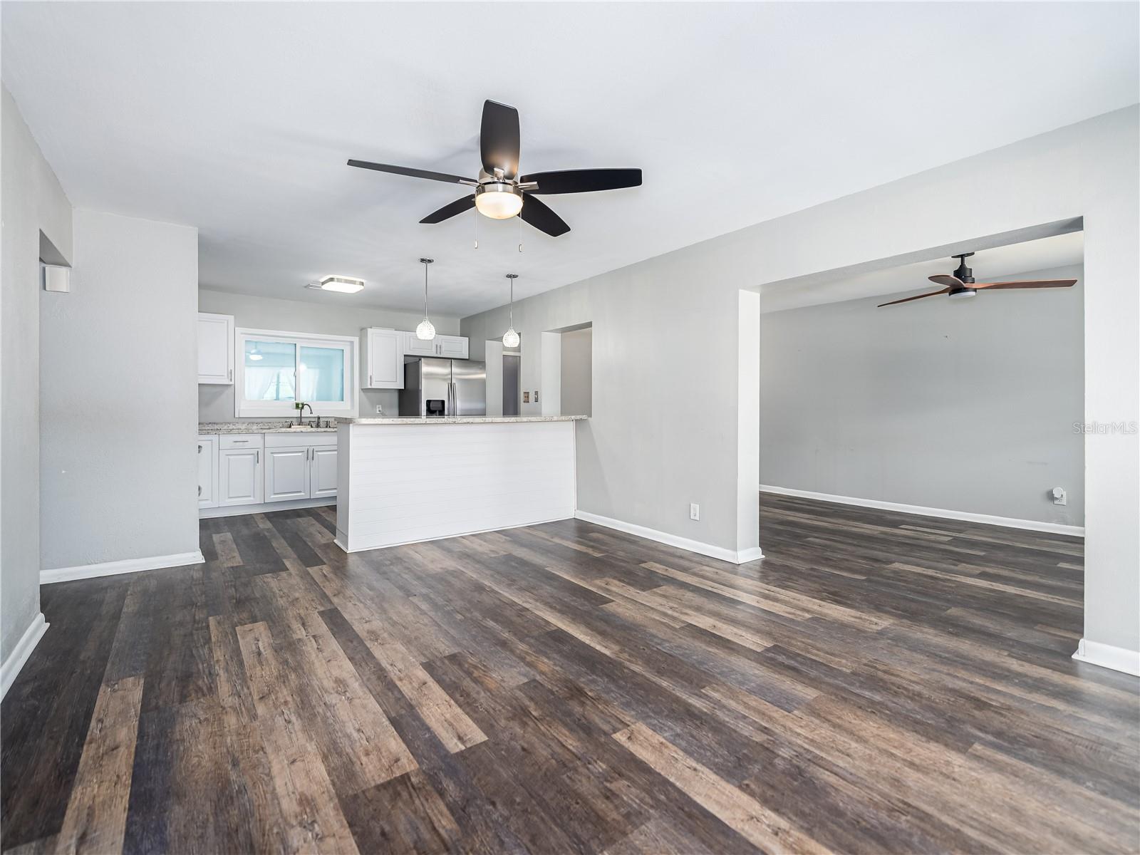 Image 6 of 48 For 4721 Iowa Avenue