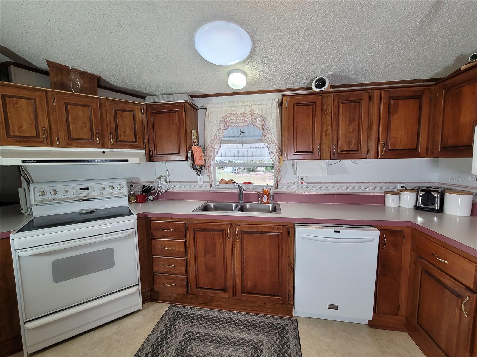 Image 13 of 54 For 37139 Pepper Drive