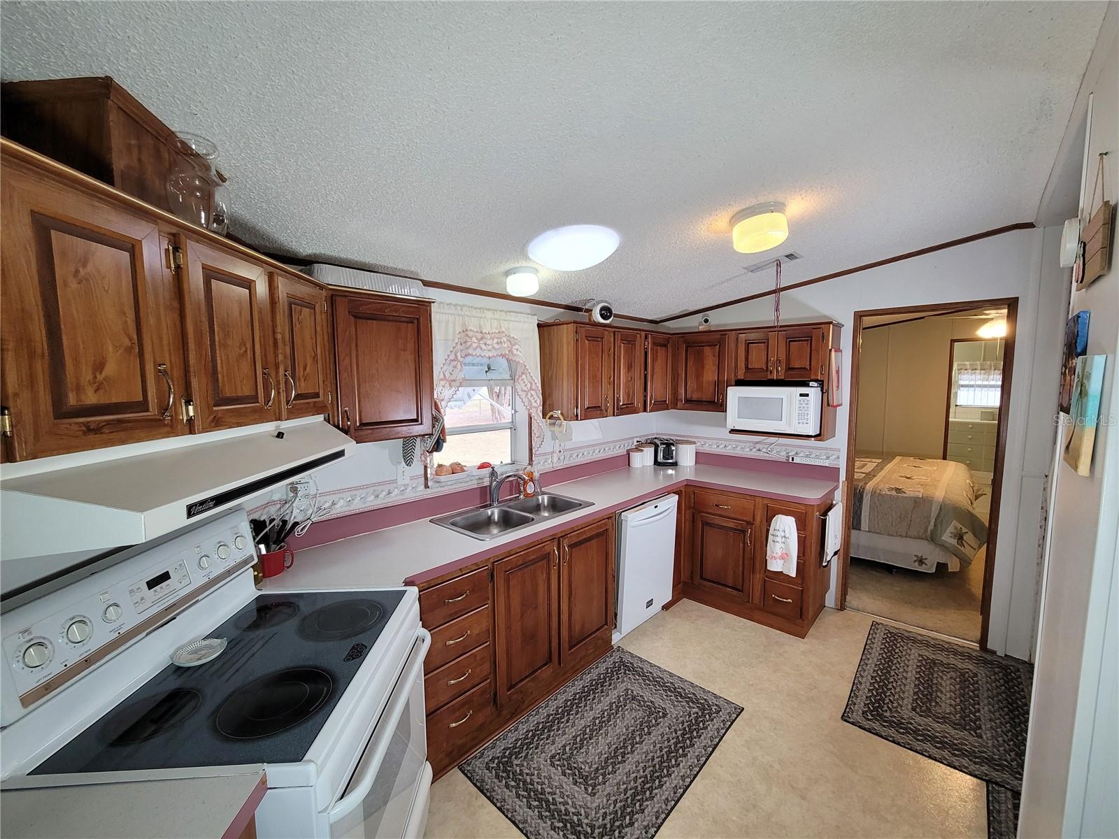 Image 14 of 54 For 37139 Pepper Drive