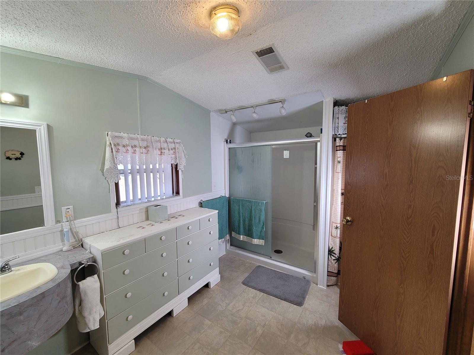 Image 19 of 54 For 37139 Pepper Drive