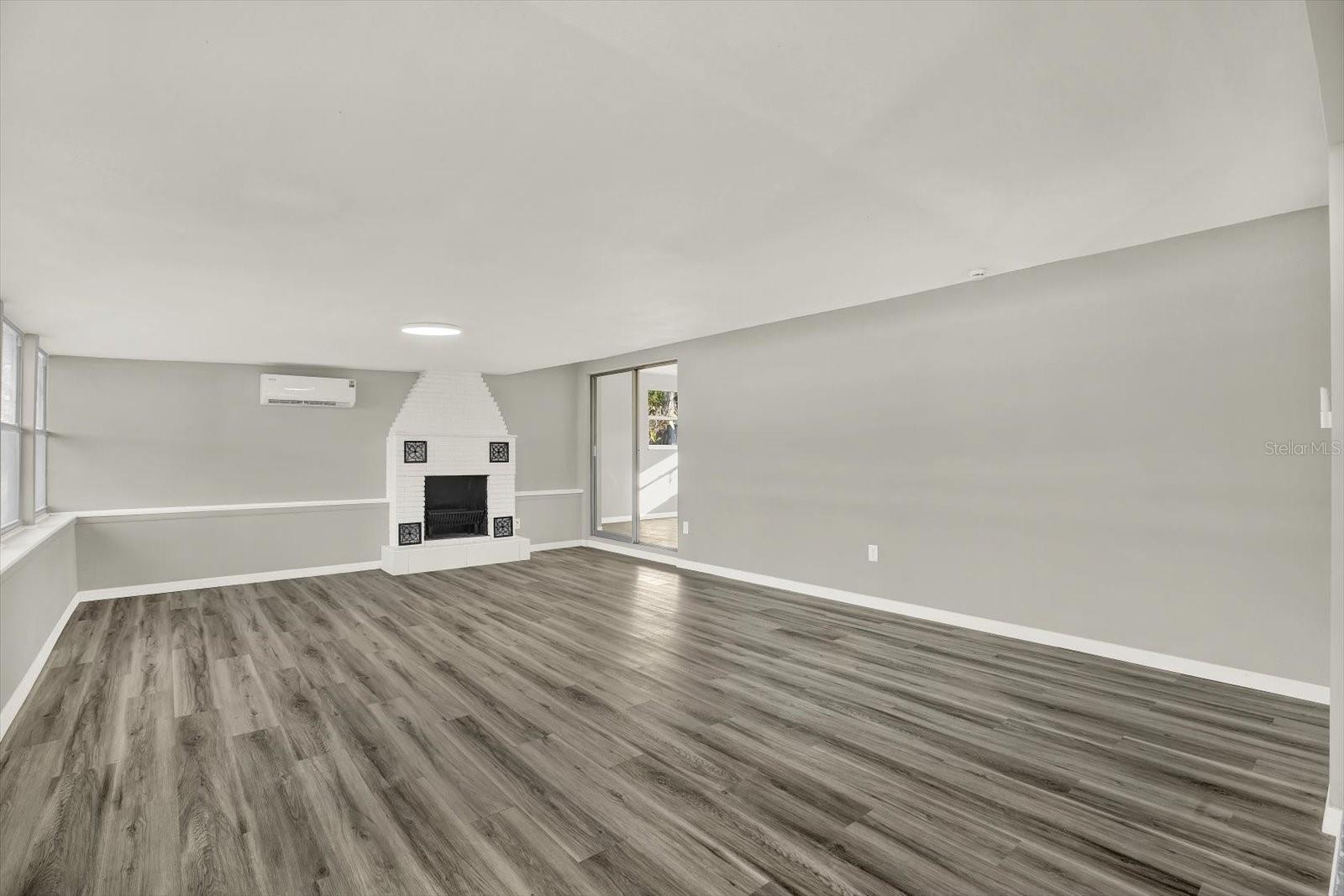 Image 9 of 33 For 8391 76th Avenue