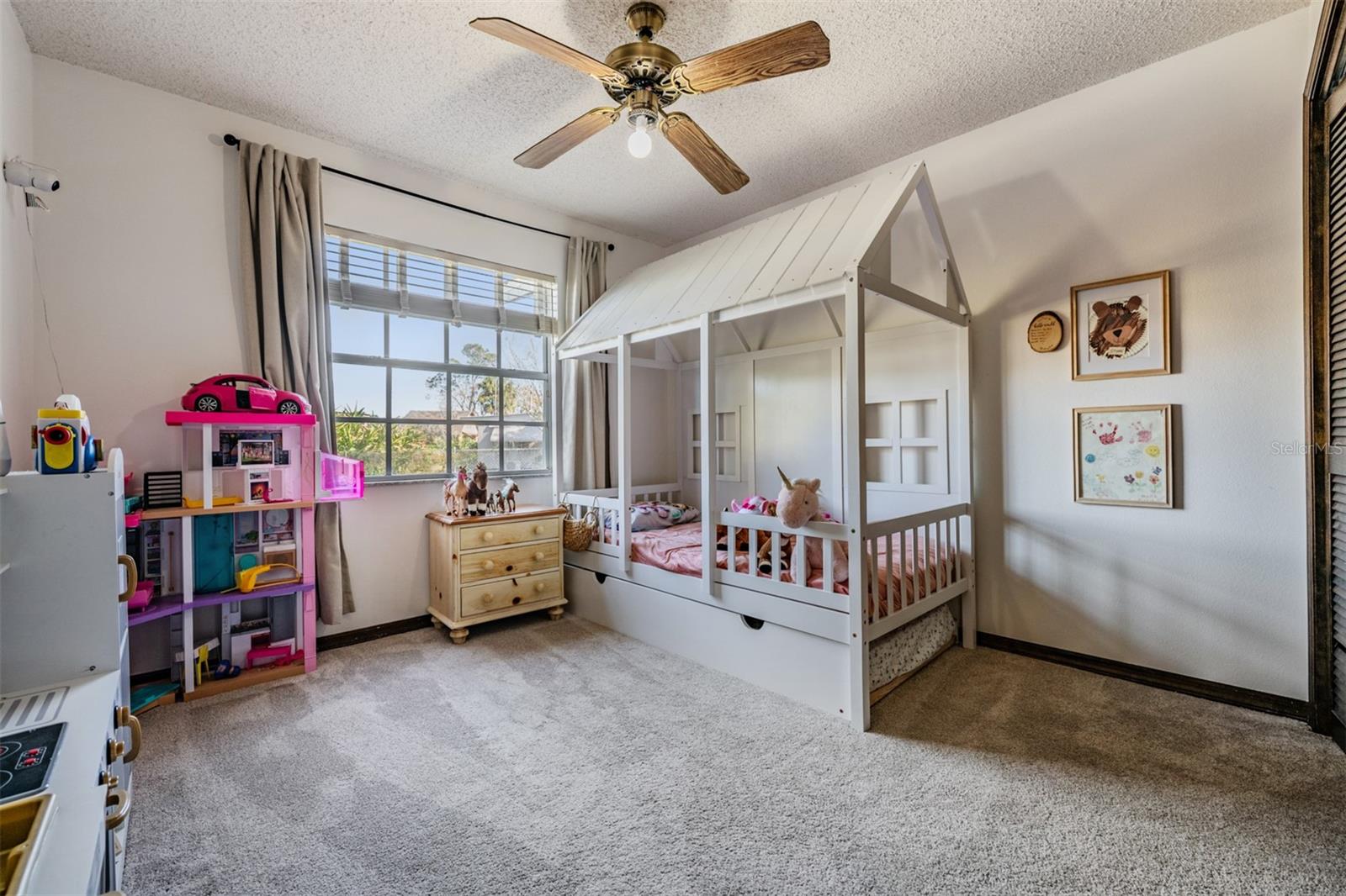 Image 18 of 33 For 9814 Reylinda Avenue